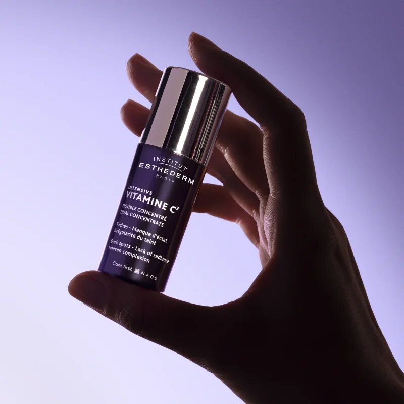 Institut Esthederm Intensive Vitamine C Serum ser cu efect iluminator cu vitamina C 10 ml
