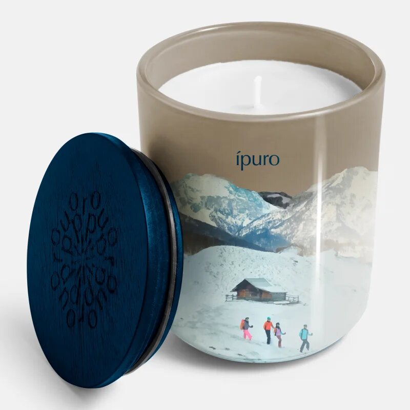 ipuro Mountain Spirit Cortina Lights lumânare parfumată cu capac 270 g