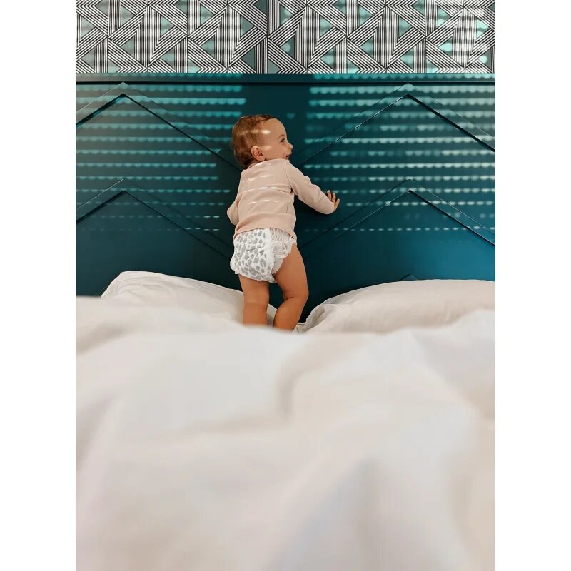 Kolorky Deluxe Velvet Pants Wild scutece de unică folosință tip chiloțel mărime XXL 16-25 kg 15 buc