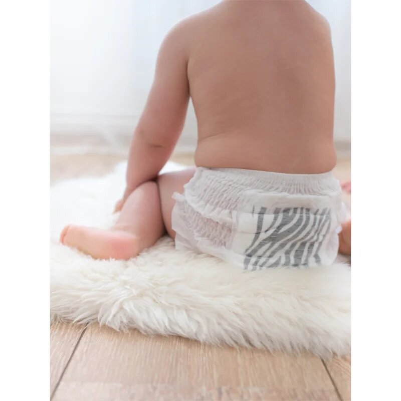 Kolorky Deluxe Velvet Pants Wild scutece de unică folosință tip chiloțel marimea L 8-13 Kg 19 buc