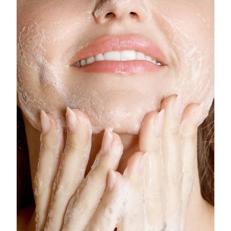 Kora Organics Turmeric Glow Foaming Cleanser spuma de curatat faciale 150 ml
