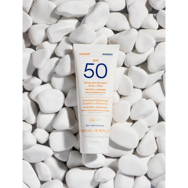 Korres Yoghurt Sunscreen lotiune pentru bronzat cu efect de hidratare SPF 50 200 ml