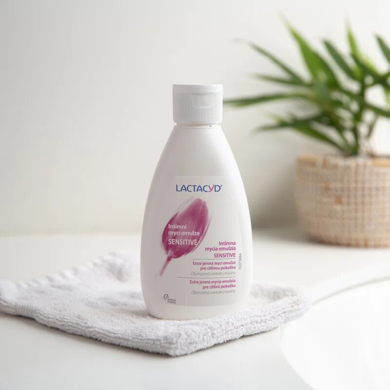 Lactacyd Sensitive emulsie pentru igiena intima 200 ml
