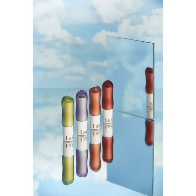 Laka Soul Vegan Lip Balm balsam de buze pentru hidratare si stralucire culoare Berry 3.9 g