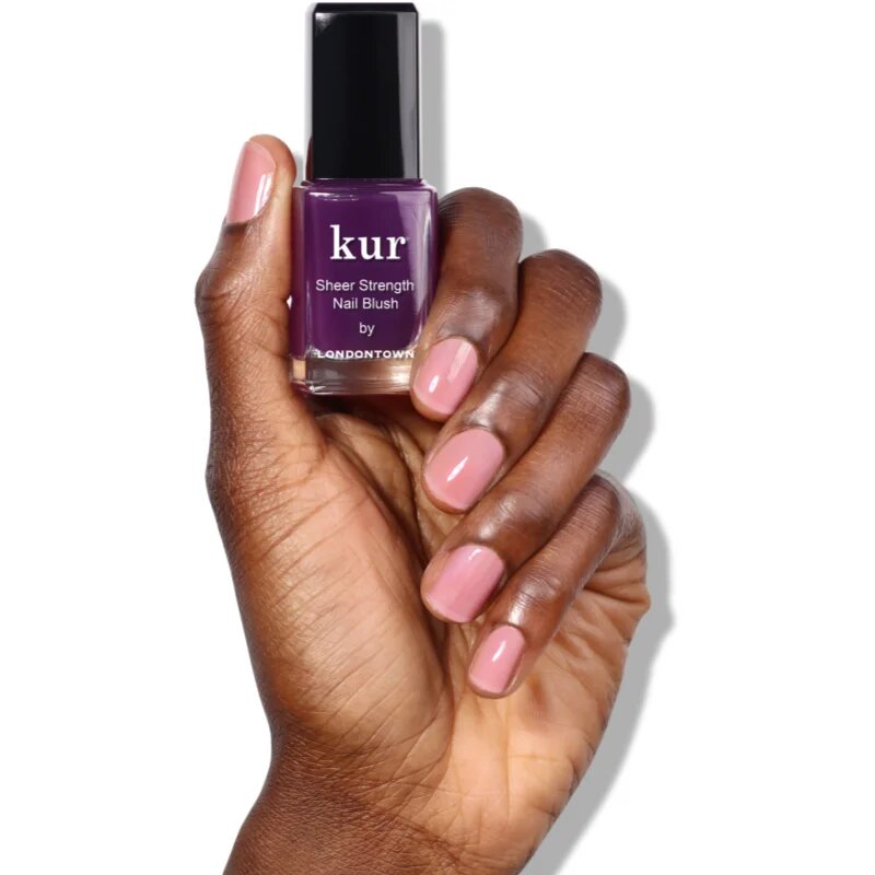 LONDONTOWN Kur Sheer Strength Nail Blush îngrijire nuanțatoare pentru fermitate și iluminare pentru unghii culoare Concord 12 ml