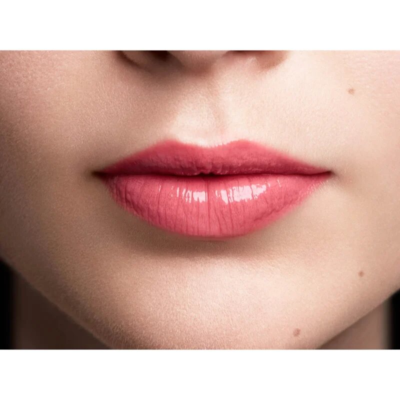 L’Oréal Paris Color Riche Shine ruj gloss culoare 111 Pink Wonderland 4.8 g