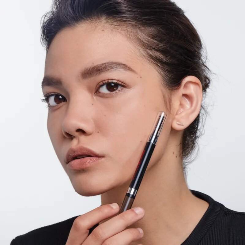 L’Oréal Paris Infaillible 24h Filling Triangular Pencil creion sprâncene precise rezistent la apa culoare Auburn 1 ml