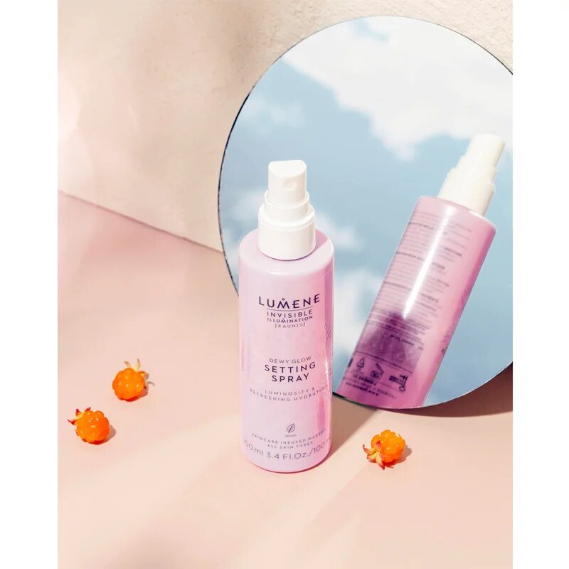 Lumene Invisible Illumination Dewy Glow spray pentru fixare și strălucire 100 ml