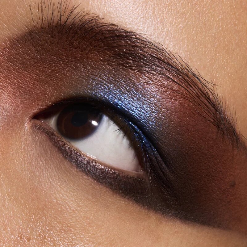 MAC Cosmetics Dazzleshadow Eyeshadow Stick fard de pleoape cremos stick culoare Bedazzled Denim 1.6 g