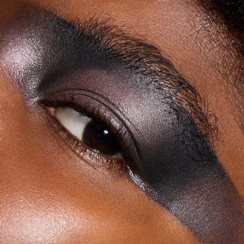 MAC Cosmetics Eye Shadow Metallic Pro Palette Refill Pan fard de ploape de nuanta aurie rezervă culoare Bust 1 g