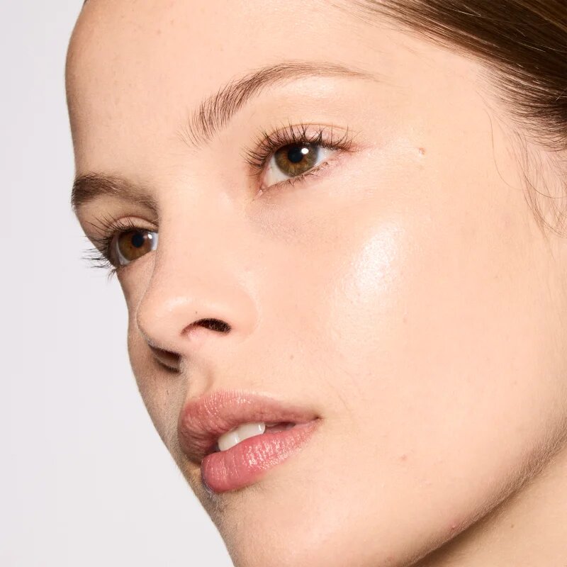 MAC Cosmetics Glow Play Bouncy Highlighter iluminator culoare Sky Kissed 7.5 g