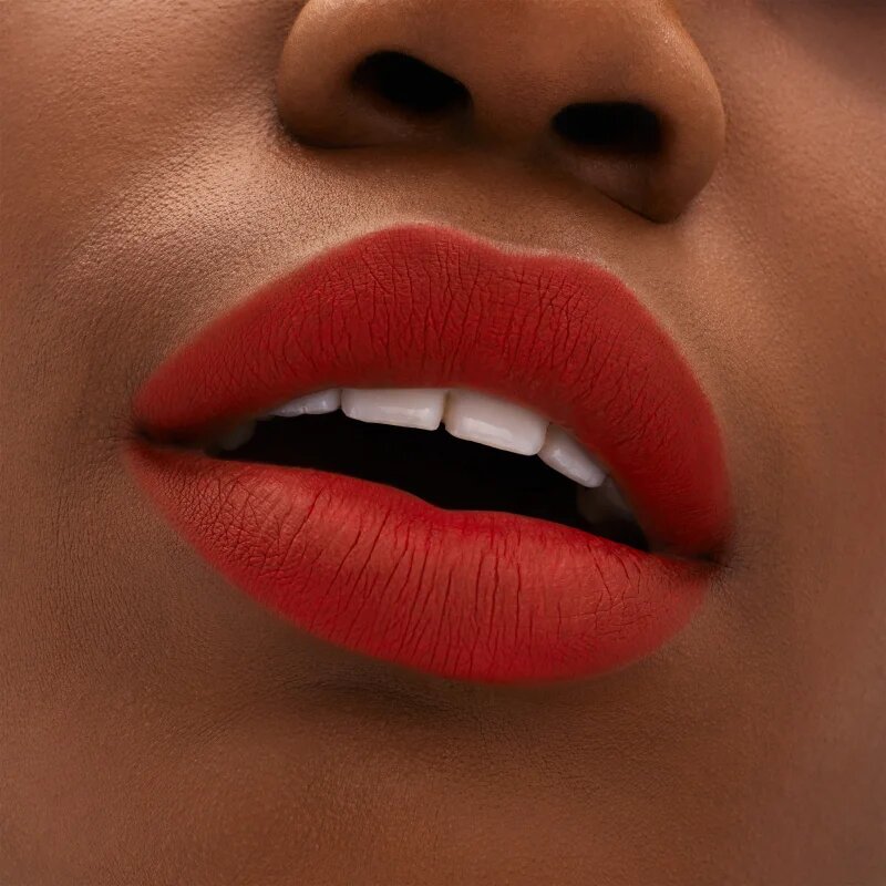 MAC Cosmetics Locked Kiss 24h Lipstick ruj cu persistență îndelungată cu efect mat culoare Gutsy 18 g
