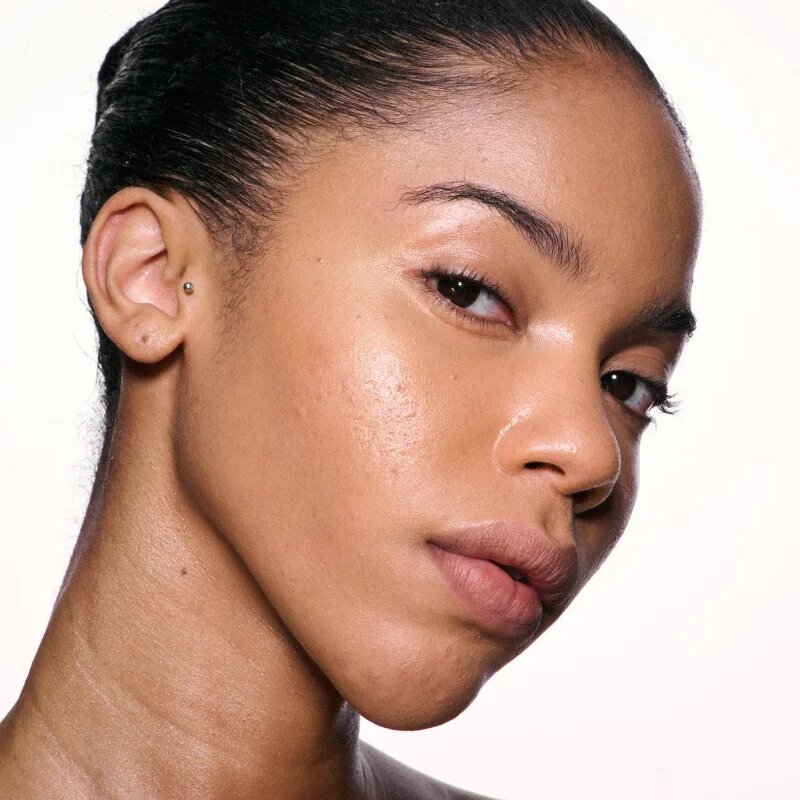 MAC Cosmetics Skinfinish Lightstruck iluminator lichid culoare Extra Ordinary 15 ml