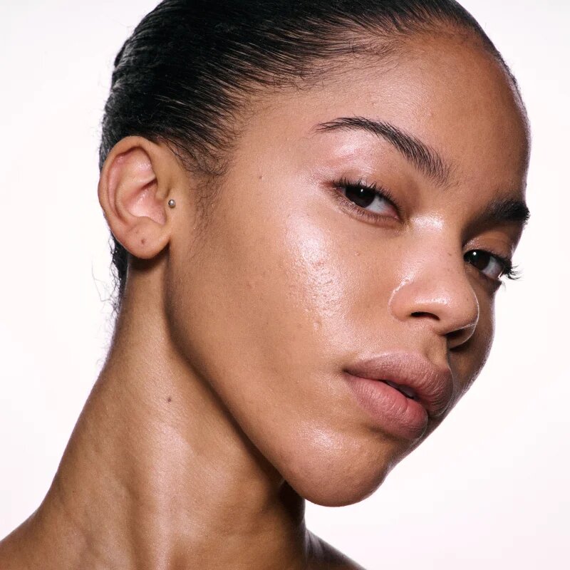 MAC Cosmetics Skinfinish Lightstruck iluminator lichid culoare Lightscape 15 ml