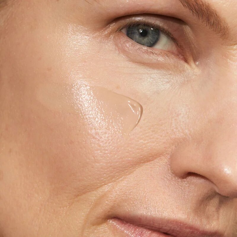 Mádara MÁDARA Skinonym Semi-Matte Peptide machiaj persistent cu peptide culoare #25 Linen 30 ml