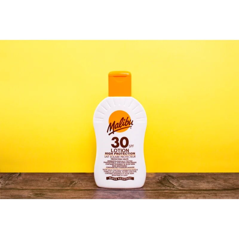 Malibu Lotion High Protection lapte protector SPF 30 200 ml