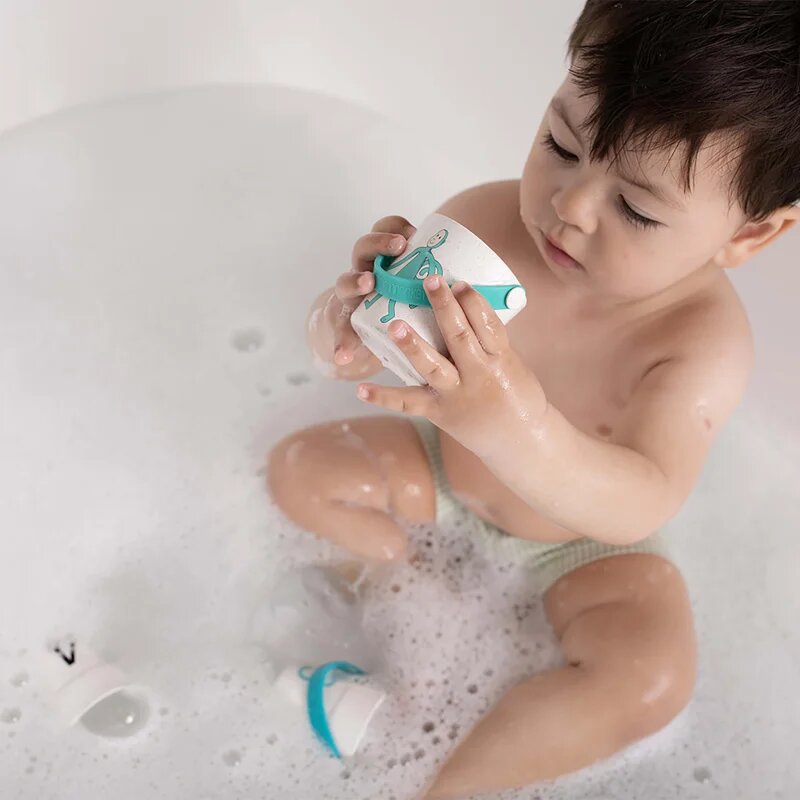 Matchstick Monkey Endless Bathtime Fun Bucket Set jucărie pentru apă 1 buc