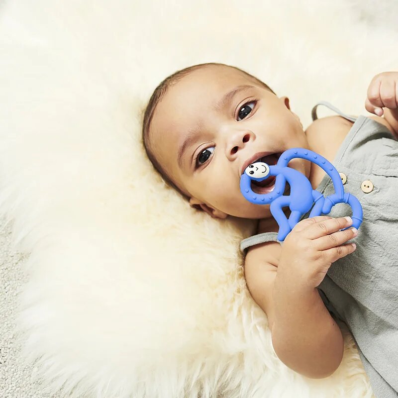 Matchstick Monkey Mini Monkey Teether jucărie pentru dentiție cu aditiv antimicrobian Blue 1 buc