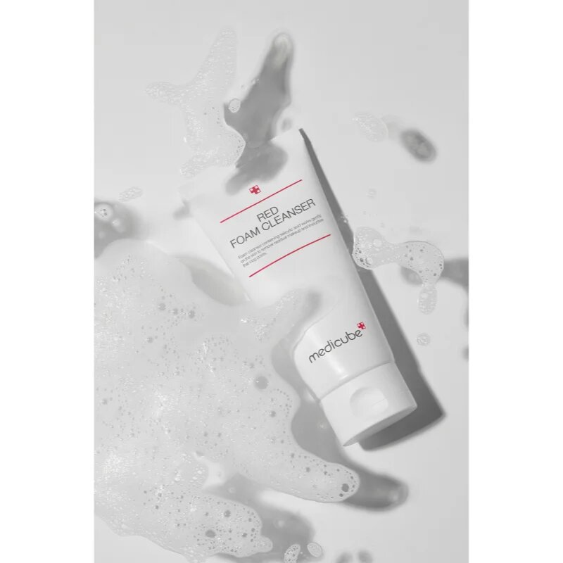 Medicube Red Foam Cleanser Spuma curatare intensa. cu efect calmant 120 ml
