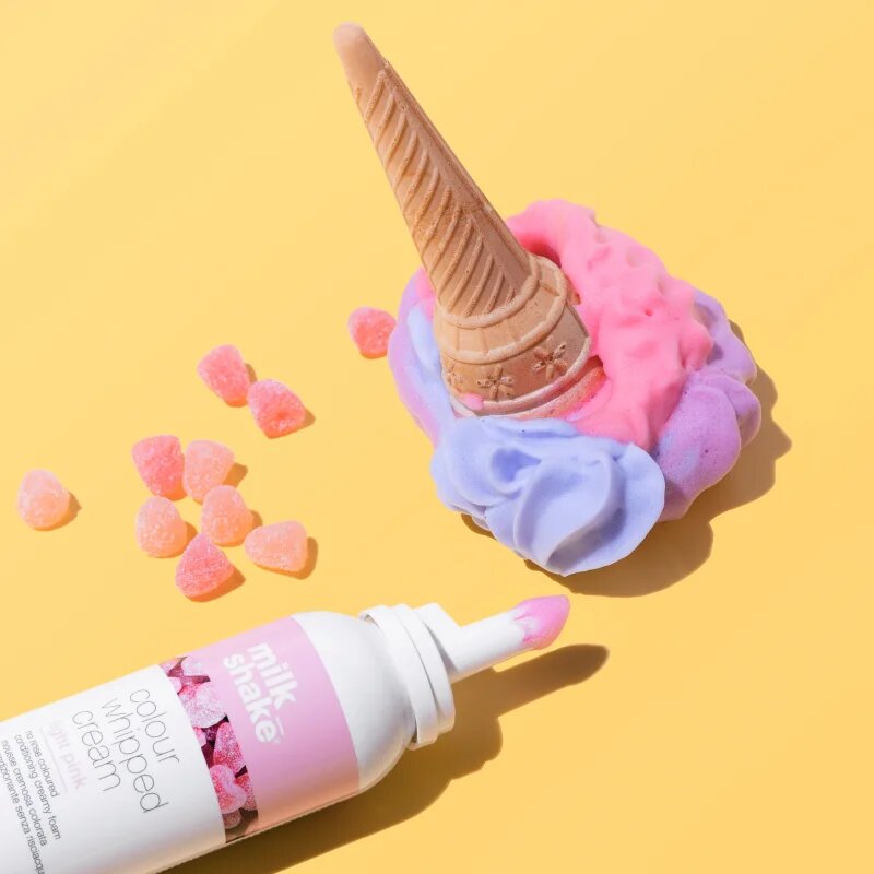 milk_shake® Colour Whipped Cream spuma tonica pentru toate tipurile de păr Light Pink 100 ml