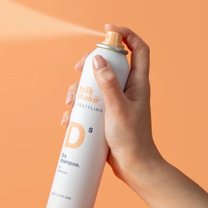 milk_shake® Lifestyling Dry Shampoo șampon uscat pentru păr cu volum 200 ml