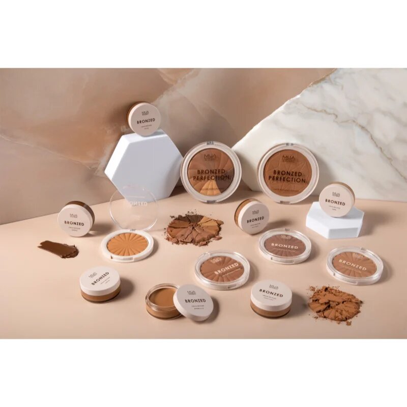 MUA Makeup Academy Bronzed Perfection pudra compacta pentru bronzat Golden Dunes 15 g