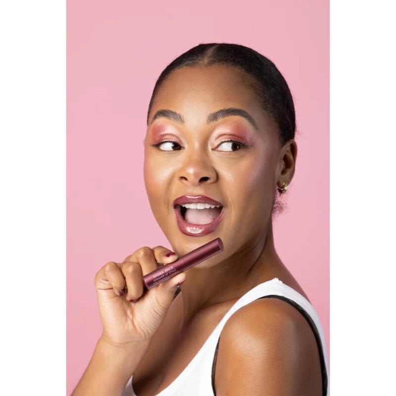 MUA Makeup Academy Hydra Juice Peptide Shimmer Lip Stylo ruj stralucitor cu efect de nutritiv culoare Cherry Kiss 1.5 g