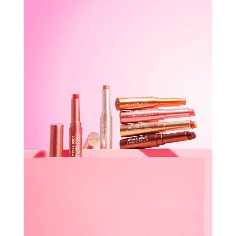 MUA Makeup Academy Hydra Juice Peptide Shimmer Lip Stylo ruj stralucitor cu efect de nutritiv culoare Raspberry Jam 1.5 g