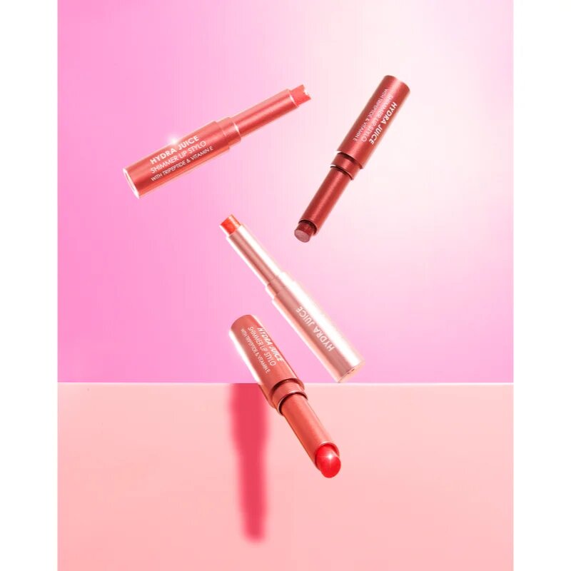 MUA Makeup Academy Hydra Juice Peptide Shimmer Lip Stylo ruj stralucitor cu efect de nutritiv culoare Raspberry Jam 1.5 g