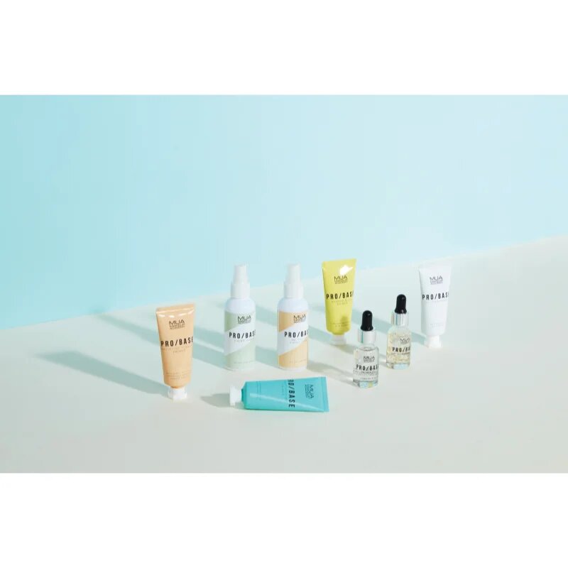 MUA Makeup Academy PRO/BASE Moisturising baza hidratantă de machiaj 30 ml