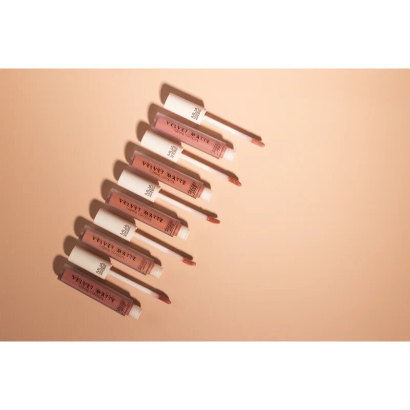 MUA Makeup Academy Velvet Matte Nude Edition ruj lichid mat culoare Mocha 3 ml