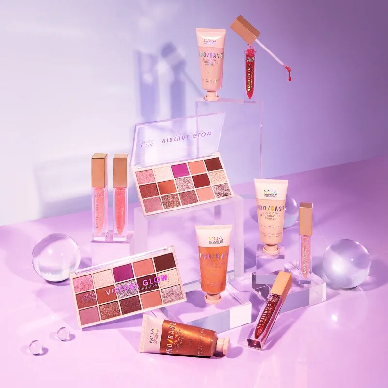 MUA Makeup Academy Virtual Glow lip gloss nutritiv pentru stralucire culoare Metaversal Coral 6.5 ml
