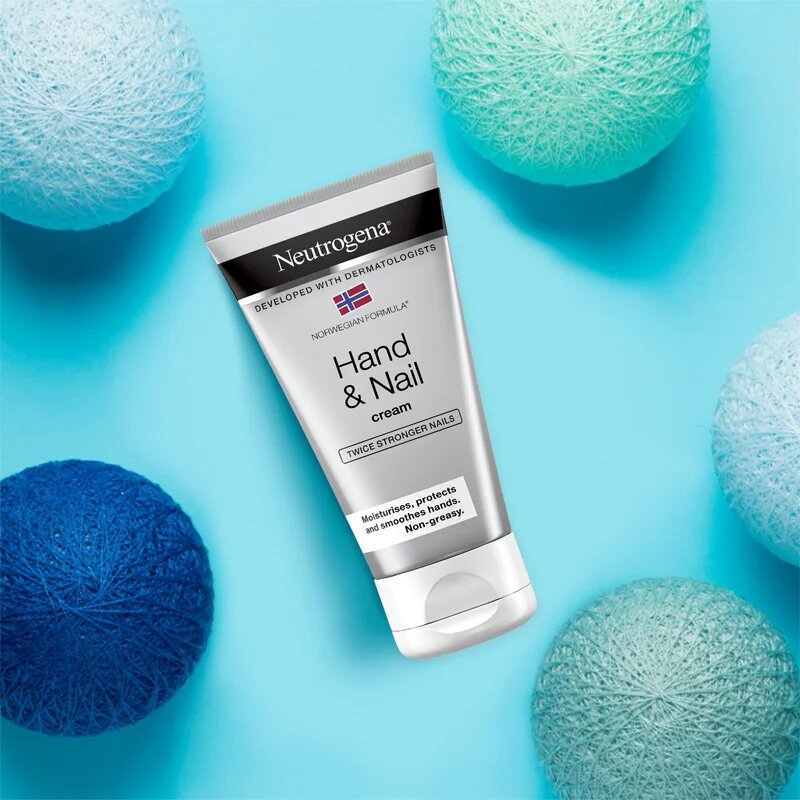 Neutrogena Norwegian Formula® maini si unghii 75 ml