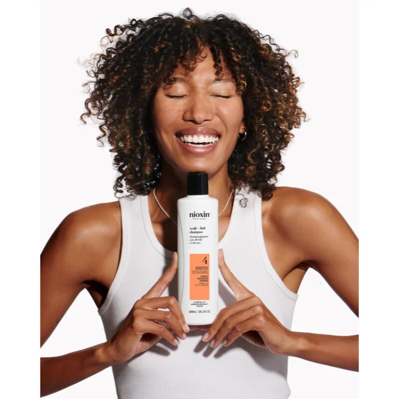 Nioxin System 4 Scalp + Hair Shampoo sampon delicat pentru par vopsit si deteriorat 300 ml