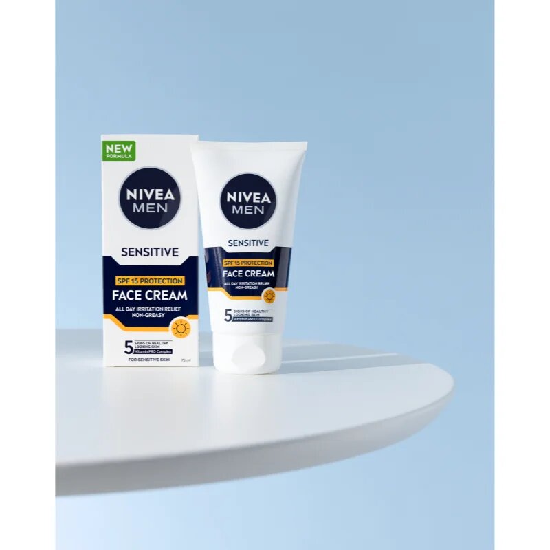 Nivea MEN Sensitive cremă protectoare pentru barbati SPF 15 75 ml