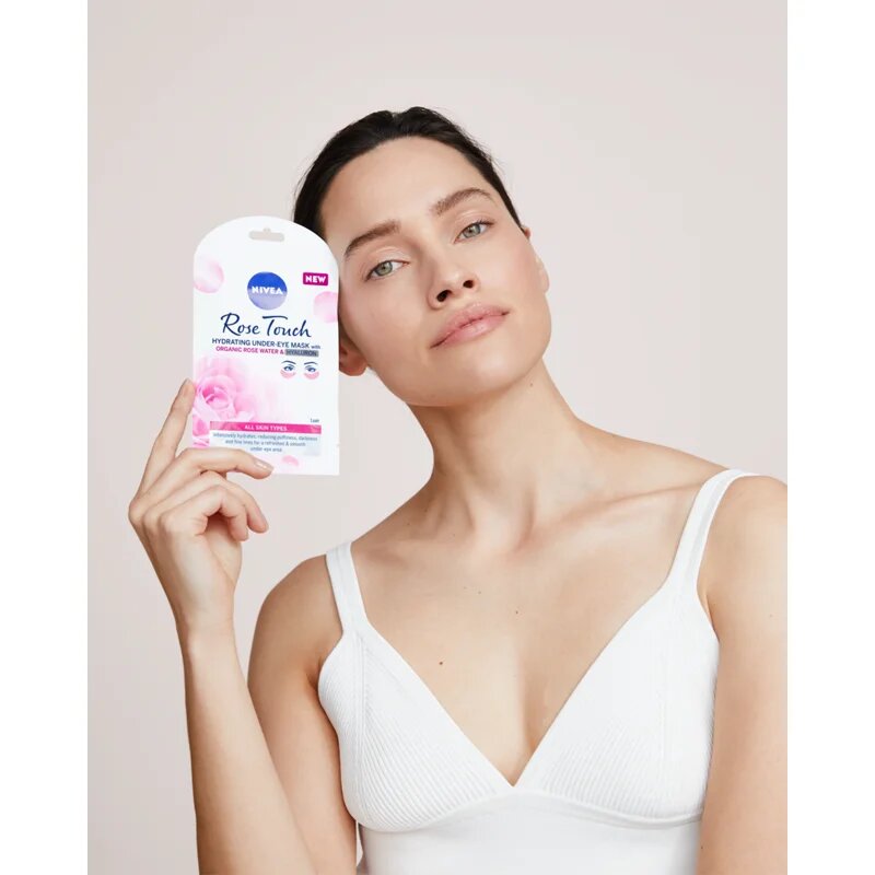 Nivea Rose Touch masca pentru ochi 1 buc