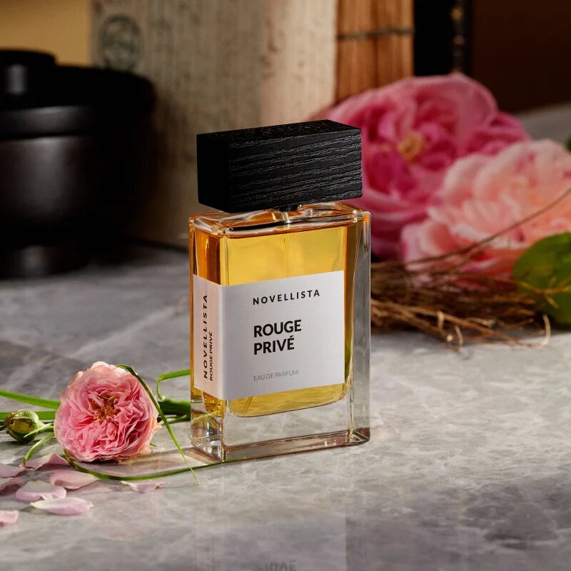 NOVELLISTA Rouge Privé Eau de Parfum pentru femei 10 ml