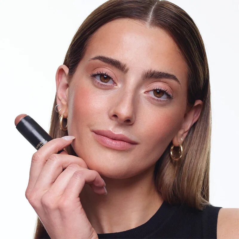 Nudestix Tinted Blur Sculpt Stick baton de contur culoare Nude Neutral Medium 62 g