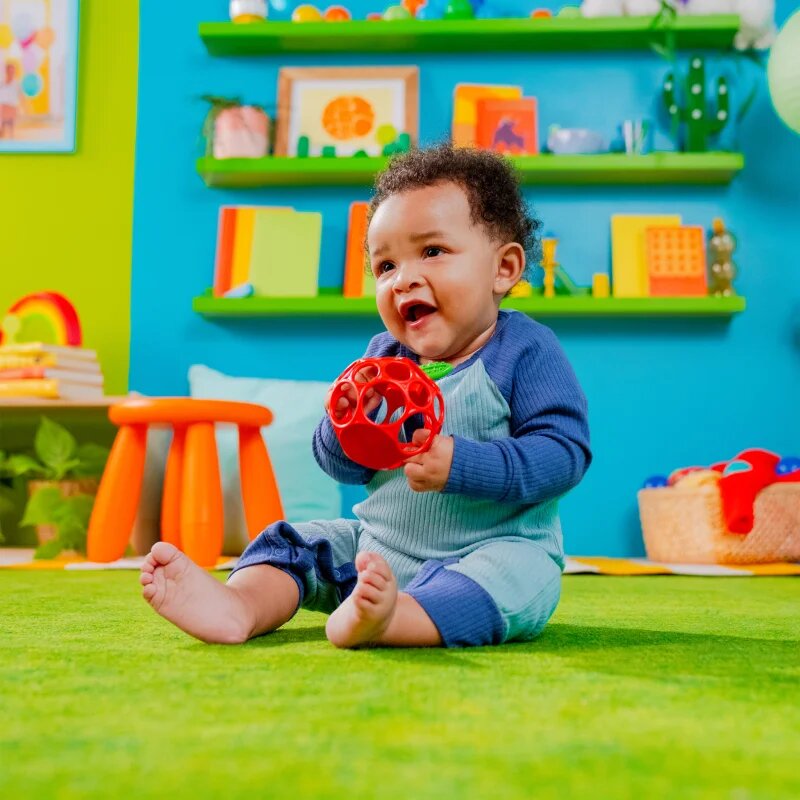 Oball Teether My Own™ jucărie pentru dentiție Apple 1 buc