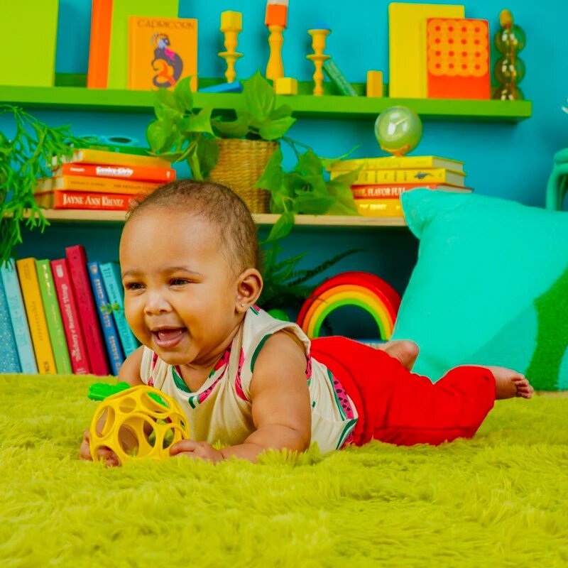 Oball Teether My Own™ jucărie pentru dentiție Pineapple 1 buc