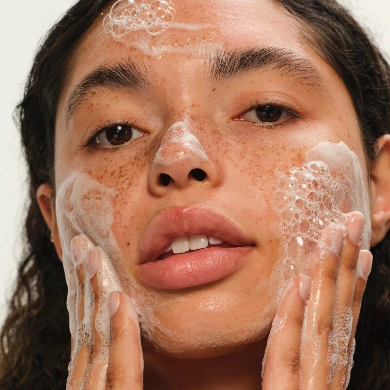 OLEHENRIKSEN Balance+ Daily D-Clog Pore-Clearing Cleanser gel de curățare cu acid salicilic 60 ml