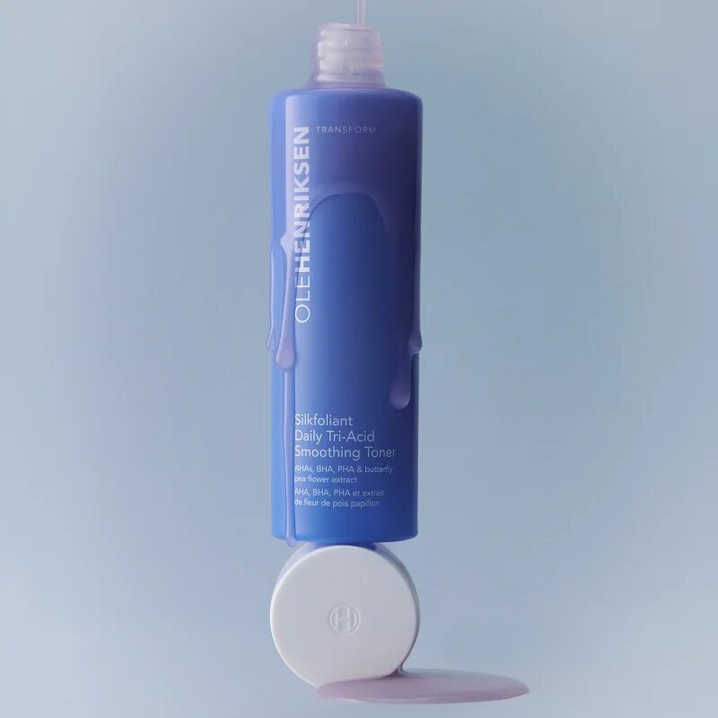 OLEHENRIKSEN Transform Silkfoliant Daily Tri-Acid Smoothing Toner with Mandelic Acid tonic exfoliant delicat pentru utilizarea de zi cu zi 120 ml