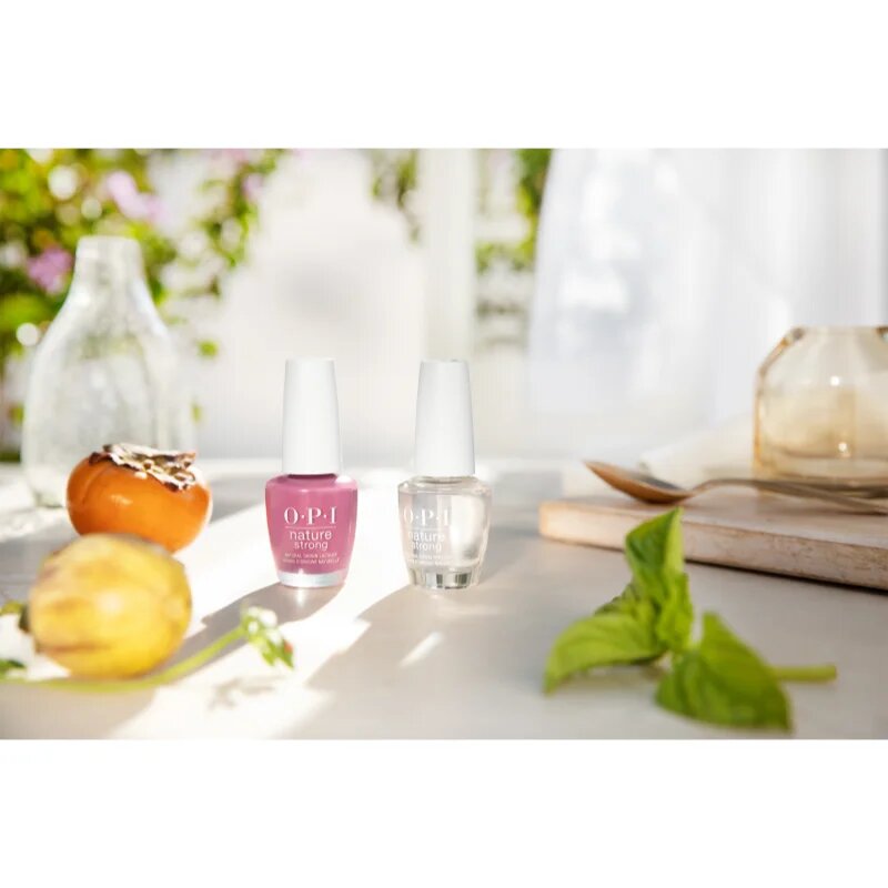 OPI Nature Strong lac de acoperire 15 ml