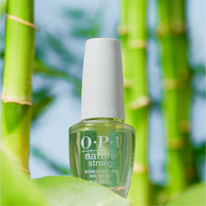 OPI Nature Strong lac intaritor de baza pentru unghii 15 ml
