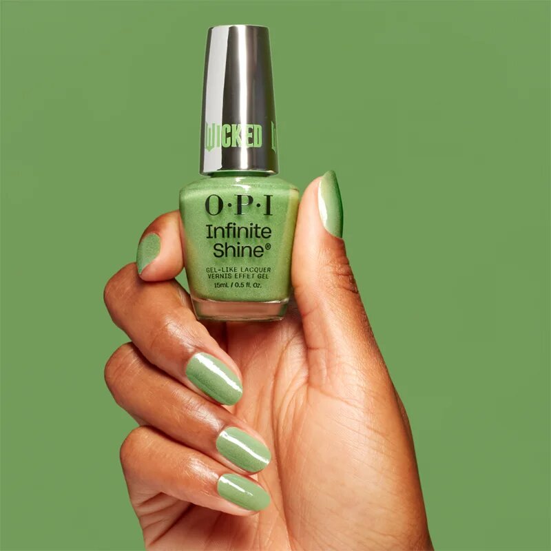 OPI Wicked Infinite Shine lac de unghii culoare 'm Phosphorescent! 15 ml