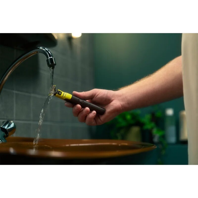 Philips OneBlade 360 QP4631/65 Trimmer pentru parul de pe corp 1 buc