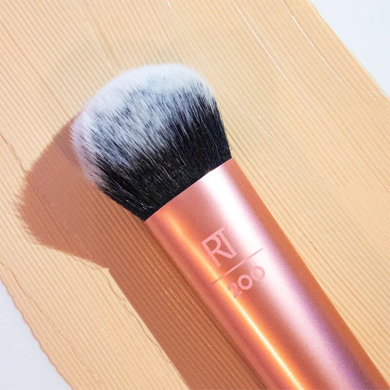 Real Techniques Control Your Contour pensula pentru aplicarea pudrei 3 in 1 1 buc