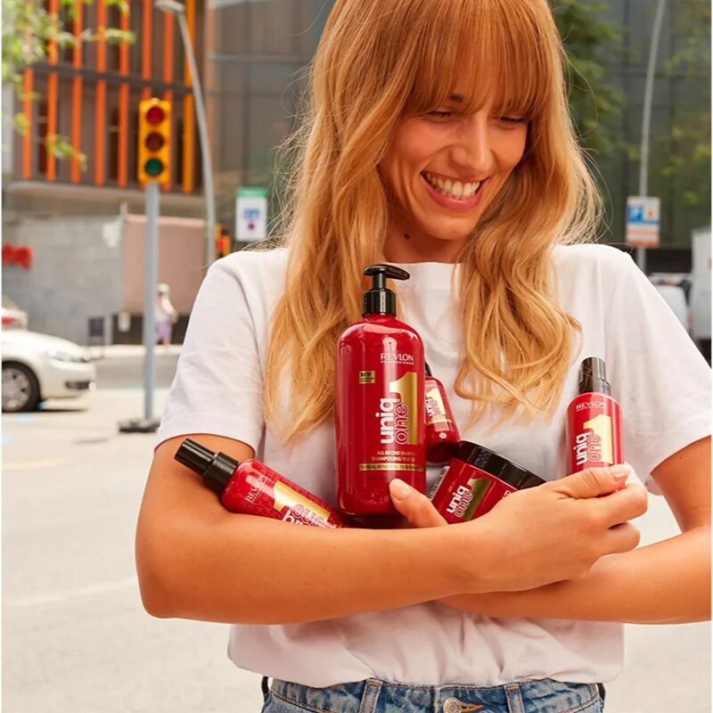 Revlon Professional UniqOne All In One Classsic sampon hranitor pentru toate tipurile de păr 490 ml