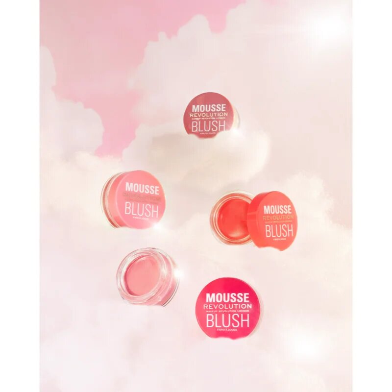 Revolution Mousse blush culoare Blossom Rose Pink 6 g