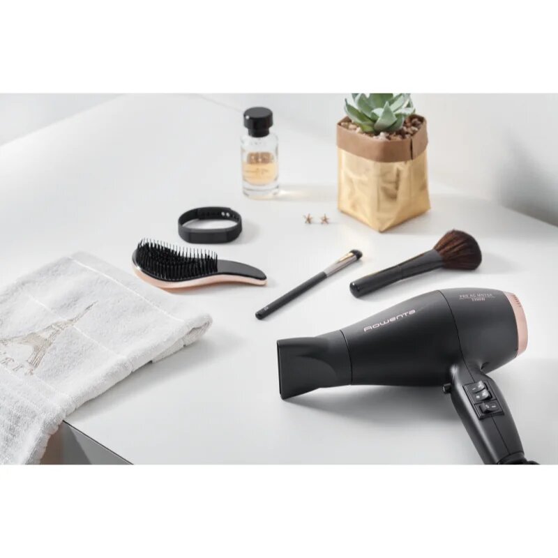Rowenta Compact Pro+ CV6930F0 uscator de par 1 buc